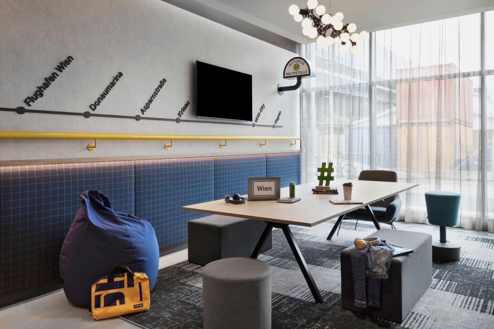Moxy Vienna City East Exterior photo