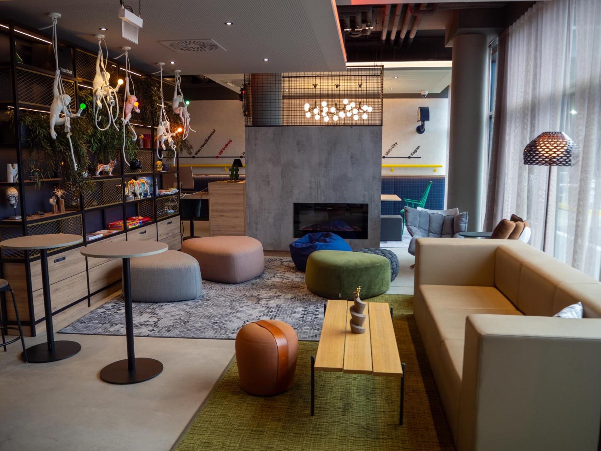 Moxy Vienna City East Exterior photo